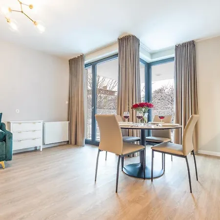 Okrzei, Sun & Snow * Σόποτ