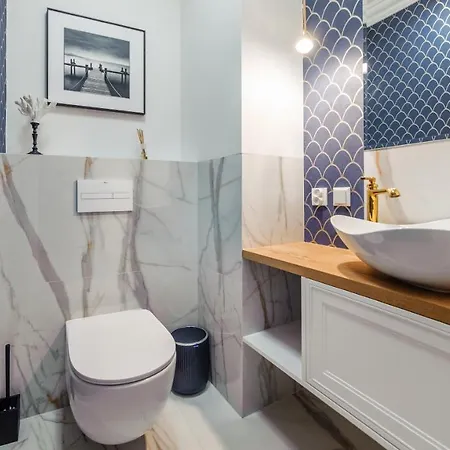 Okrzei, Sun & Snow 소포트